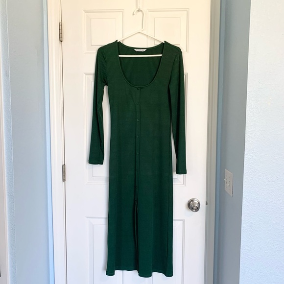 Stradivarius Green Ribbed Long Sleeve Dress - Picture 2 of 5
